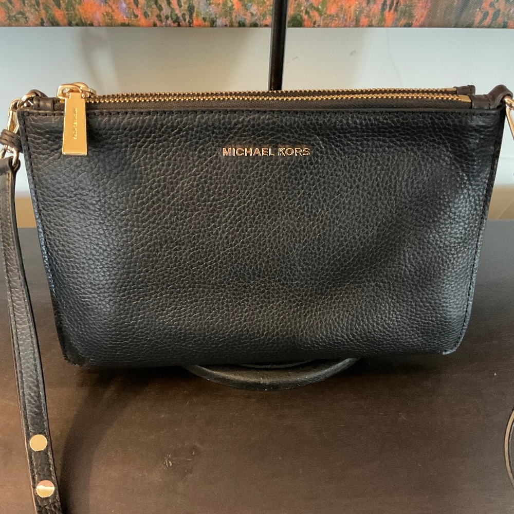 MICHAEL KORS Adele Leather Crossbody Bag Black Pebble Double Zip Wallet Purse